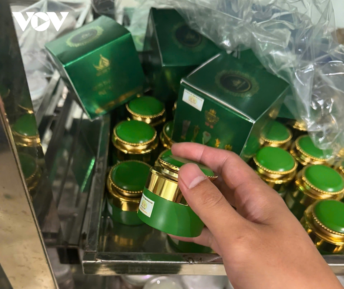 Công an Yên Bái thu giữ hơn 22.000 sản phẩm mỹ phẩm chưa được phép lưu hành
